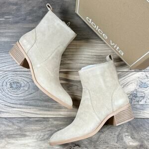 NIB Dolce Vita Bryson Lt Taupe Suede Booties 9M